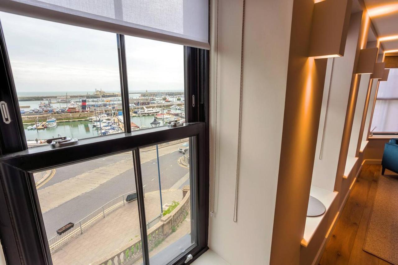Sohot Harbourside Luxe Coastal Escape *